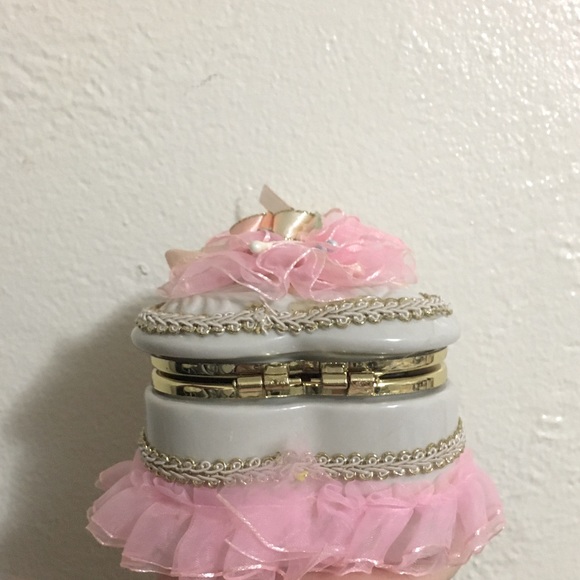 Heart Music Jewelry Box Low Battery - Picture 7 of 9